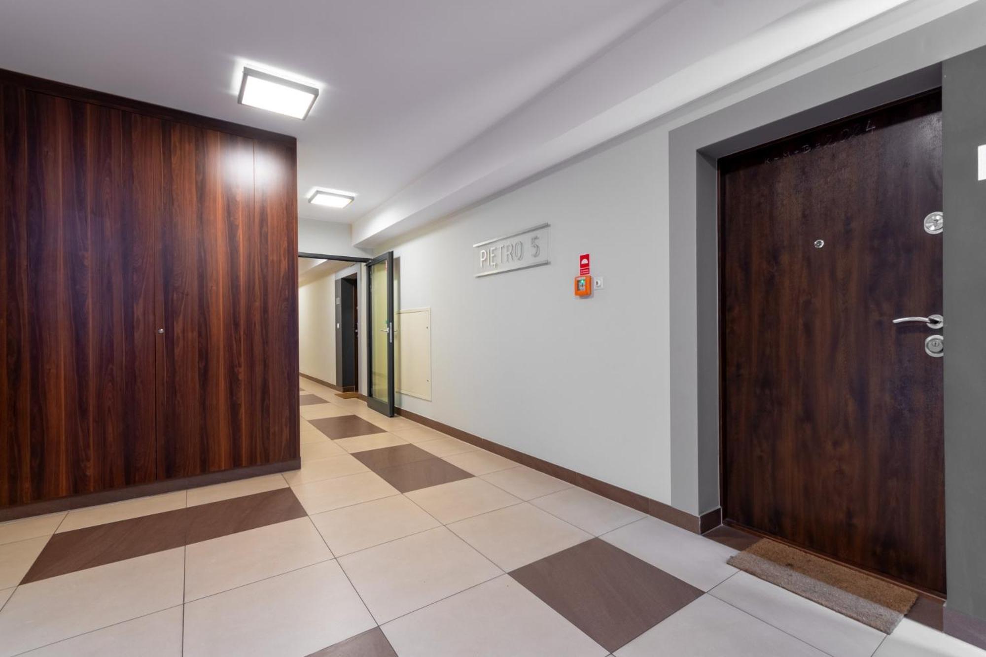 Paryski Zakatek Cosy Apartment ヴロツワフ エクステリア 写真