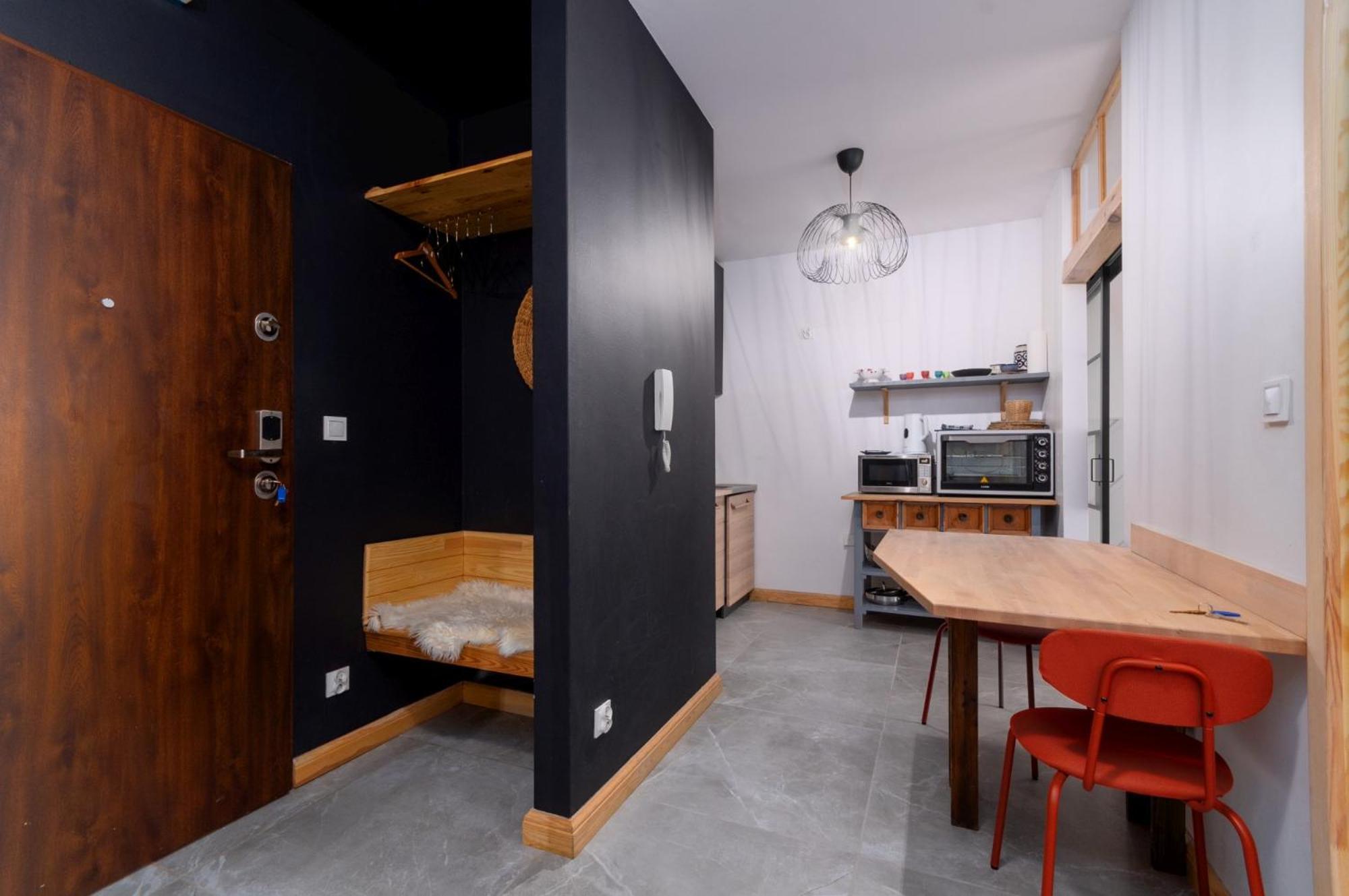 Paryski Zakatek Cosy Apartment ヴロツワフ エクステリア 写真